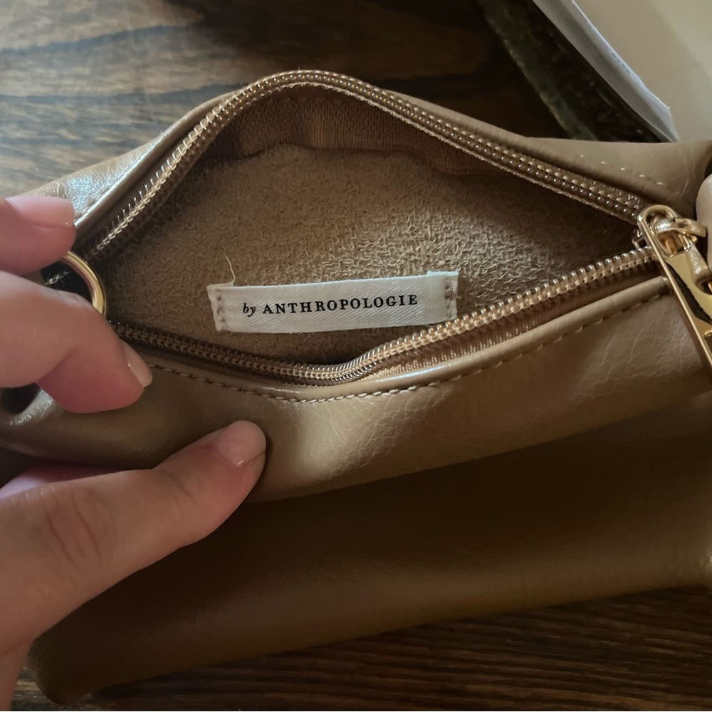 Elegant Brown Leather Handbag, purchased at Anthropologie, excellent condition! - Picture 10 of 10